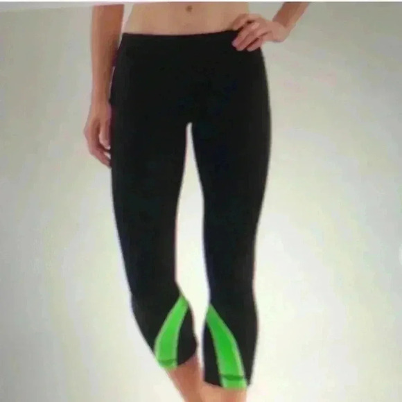 Lululemon Run Inspire Crop II Leggings in Black/Frond 2 Womens Size 12 - Picture 2 of 6